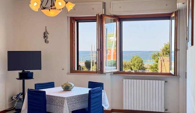 Elena's Home - Two Bedroom Apartment, Sleeps 4