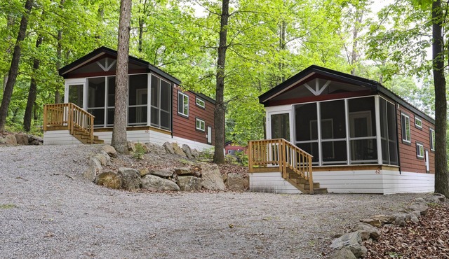 Endless Caverns Deluxe Cabin - Pet Friendly! - Family Adventures Await At Endless Caverns Resort