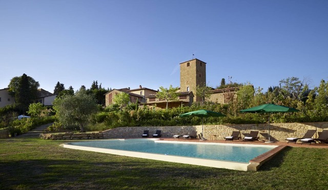 Fantastic Villa with swimming pool for max 37 people