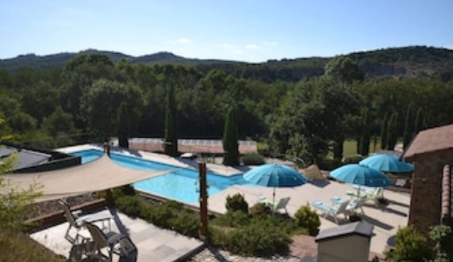 Fico Apartment with solar heated pool set in the Umbrian countryside