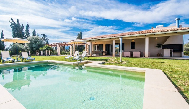 Finca Son Vivot with swimming pool in Mallorca