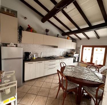 Flat in Chiesina Uzzanese