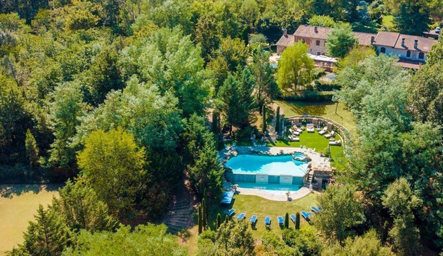 Fonte Di Pierdo - Eleven Bedroom Villa, Sleeps 22