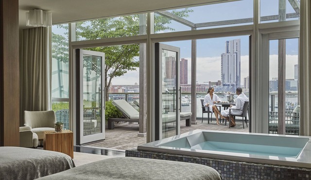 Four Seasons Hotel Baltimore