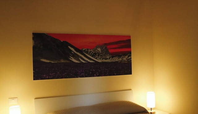 Galileo Holiday House. Nature and relaxation with sauna, swimming pool and pets allowed.