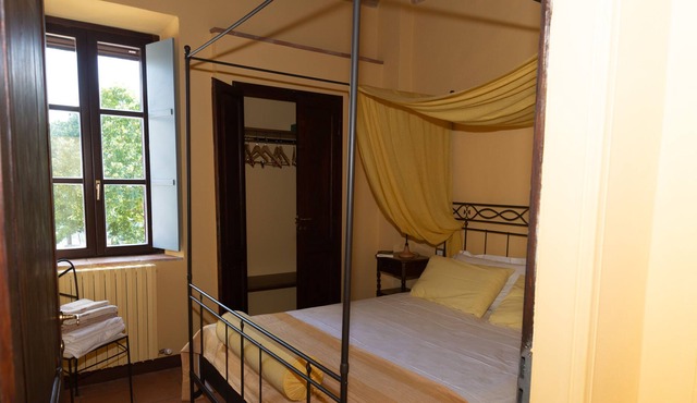 Gattamelata, Historic Flat with Modern Comforts