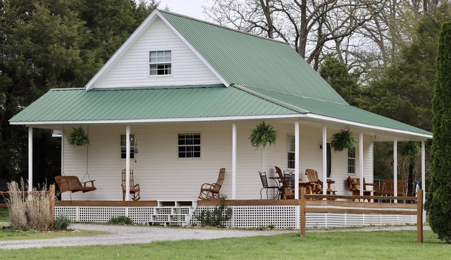 Good Hope Cottage- Amish Country/fire pit