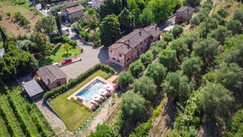 GuestHost - Tuscany Dream Villa & Barn with Swimming Pool