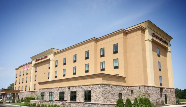 Hampton Inn and Suites Sandusky/Milan