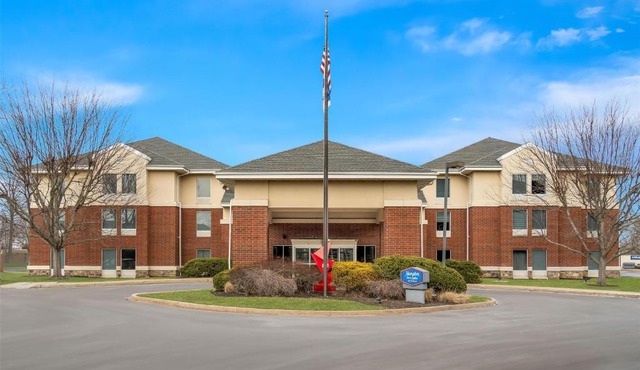 Hampton Inn & Suites Newtown