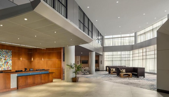 Hilton Baltimore BWI Airport