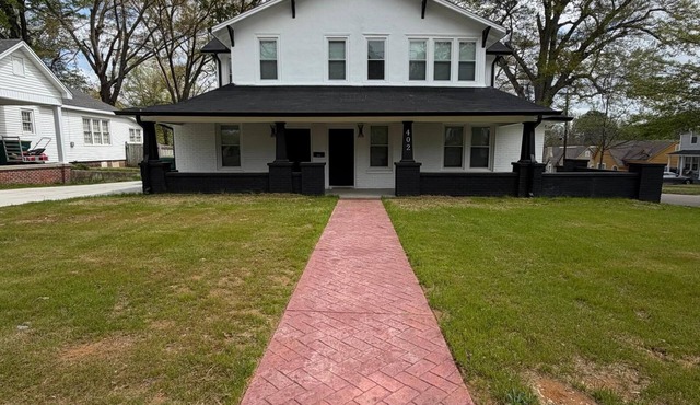 Historical Apartments #1&3 - Sleeps 6-12 in Tupelo