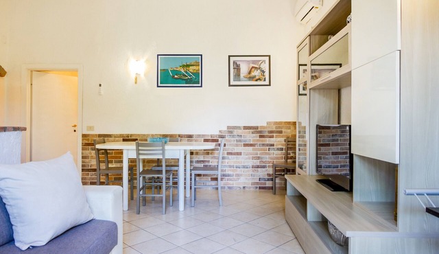 Holiday Home "Palmiro" with Shared Garden & Wi-Fi