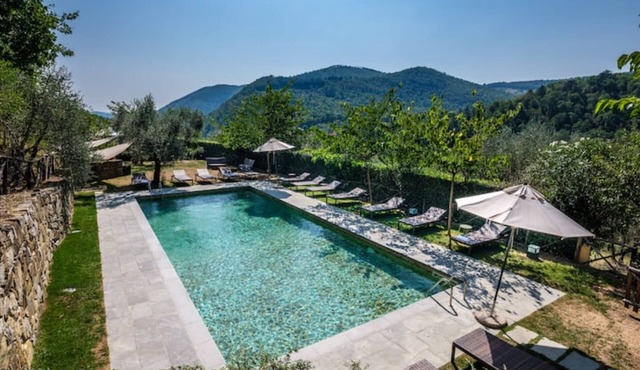 Holiday Home 'Luxury House Tuscany Piscina' with Private Pool, Wi-Fi and Air Conditioning