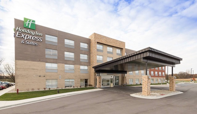 Holiday Inn Express & Suites Auburn by IHG