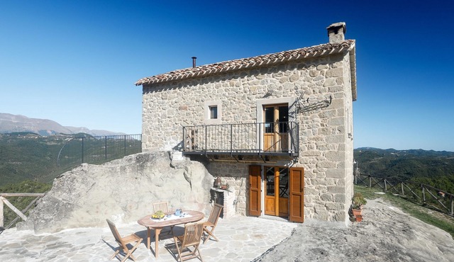 Homerez - Big chalet for 10 ppl. with jacuzzi, terrace and balcony at Meschia
