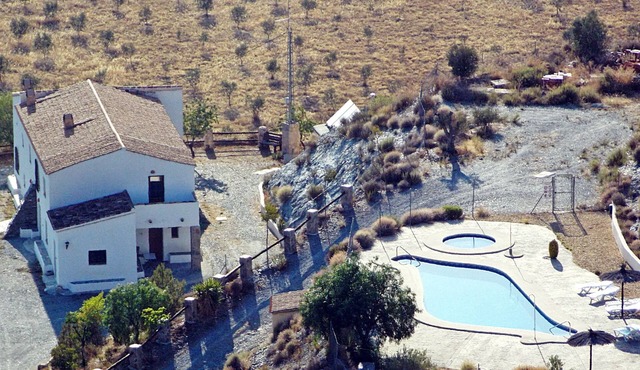 Homerez - Villa in Taberno with pool