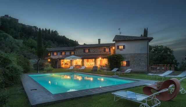 Hostal de Todi 12, Emma Villas