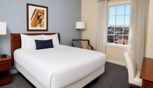 Hotel 24 South