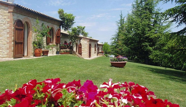 Hotel in Marche with Scenic Hiking Trails