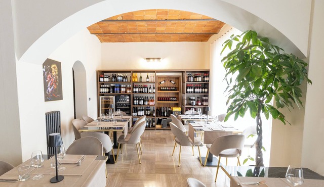 Hotel Monti