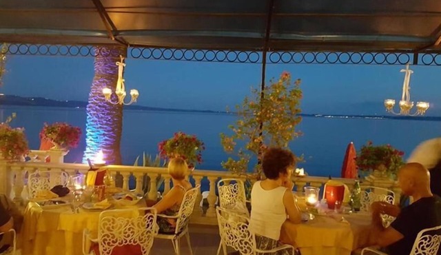 Hotel Royal