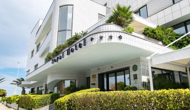 Hotel Royal