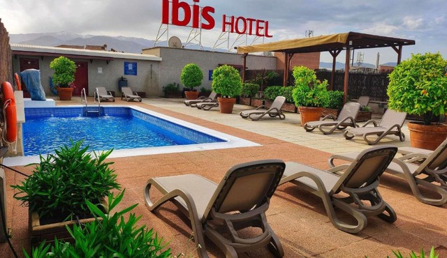 Ibis Granada