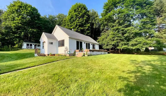 Idyllic Lightfilled Cottage