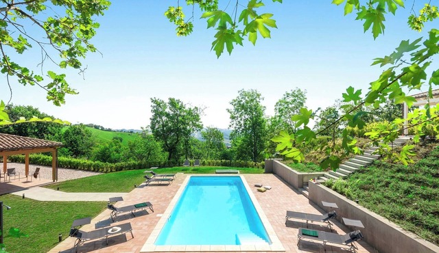 Il Sole e Selene 16 by Marche Holiday Villas
