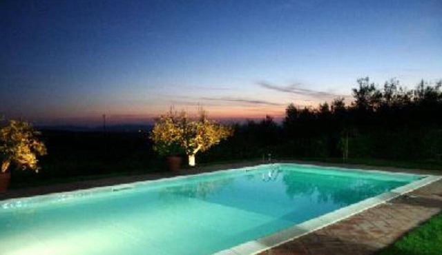 INDEPENDENT VILLA WITH POOL