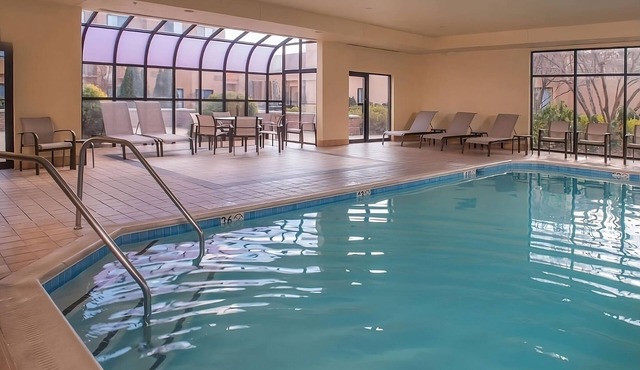 Indulge in Home-Like Comfort! 2 Modern Units, Near Lake Kittamaqundi, w/Pool!