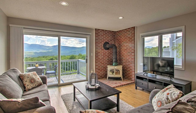 Intervale Family Retreat: Mtn View & Pool Access!