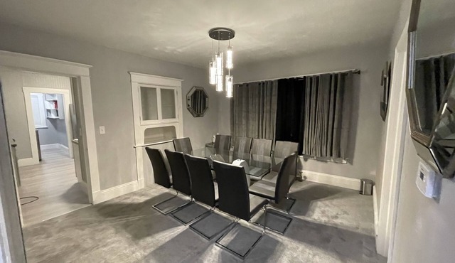 Kid friendly neighborhood! Everyone is welcomed in this cozy apartment home!