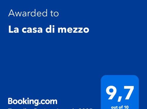 La casa di mezzo