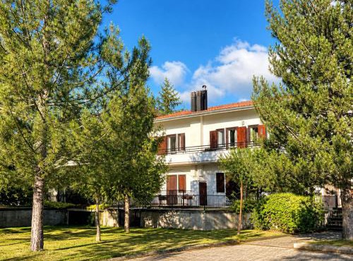 La Grande Casa Di Montagna