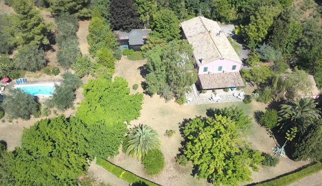 La meriggia Agriturismo- Ampio appartamento con terrazza esclusiva