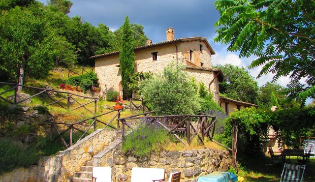 La Terrazza; Villa in hidden Umbria, with large pool and spectacular views