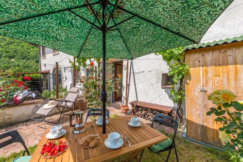 La Via degli Dei Base Trekking Home with Garden - Happy Rentals