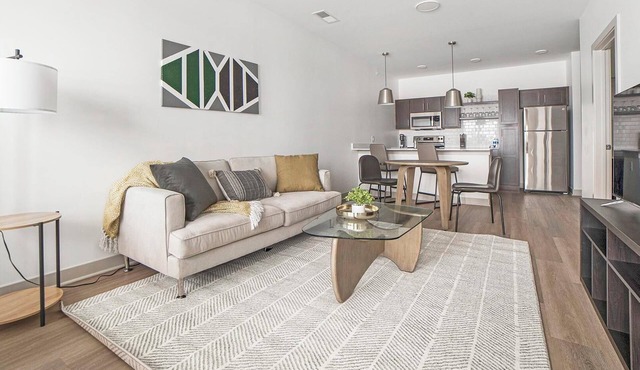 Landing | Beautiful 1BD, Pool, Courtyard