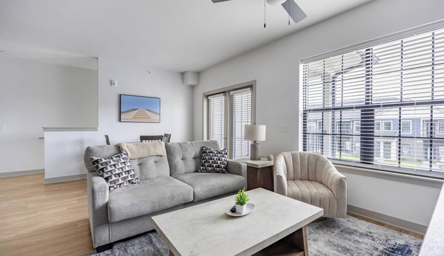 Landing | Incredible 1BD, Gym, Clubhouse
