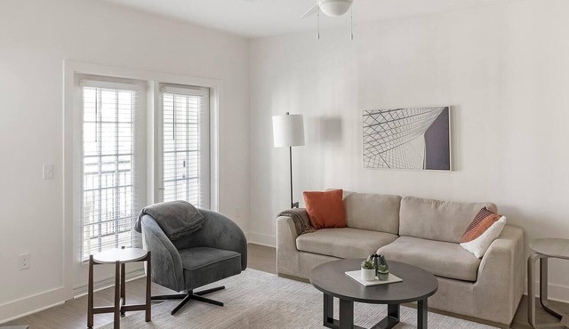 Landing | Stylish 1BD, Pool, Yoga Studio