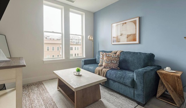 Landing | Stylish 1BD in Columbia Heights
