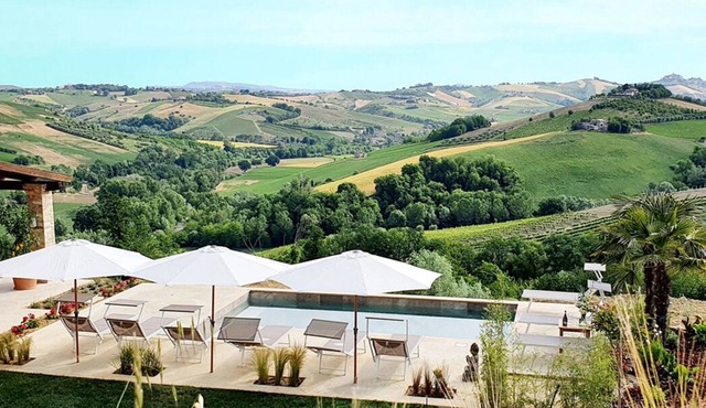 Lemonvilla - panoramic position - pool - 240m²