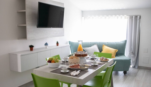 Located in downtown area, renovated in 2021 in contemporary style
