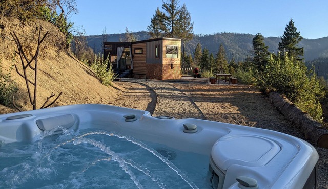 Lotus Tiny Home at The Eyries - Escape, Awe, Inspiration