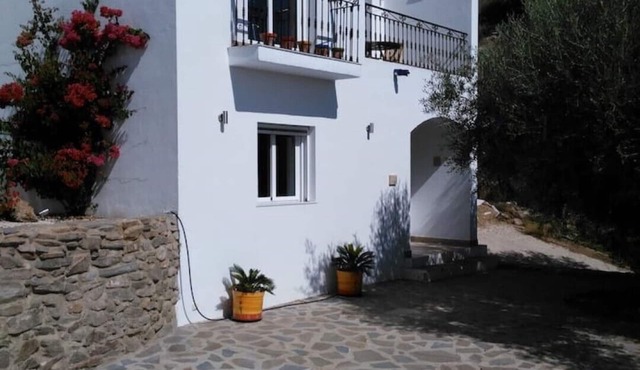 Lovely Villa in In the Andalucianl Mountains with stunning views