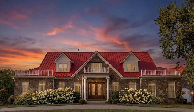 Luxurious 5-Bed Escape in Heart of Bourbon Trail
