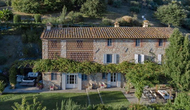 Luxury Pool Villa Oliveto 18 - by BelcantoVillas