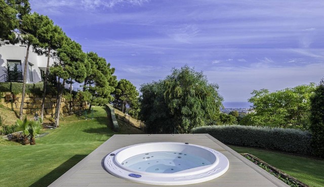 Luxury Villa with Private Spa and Sea Views